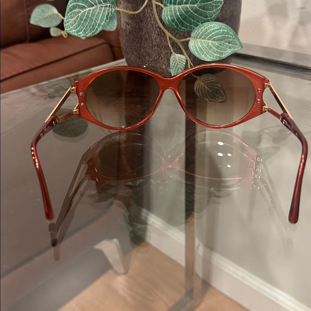 Dior Vintage Textured Amber Sunglasses - Picture 3 of 11